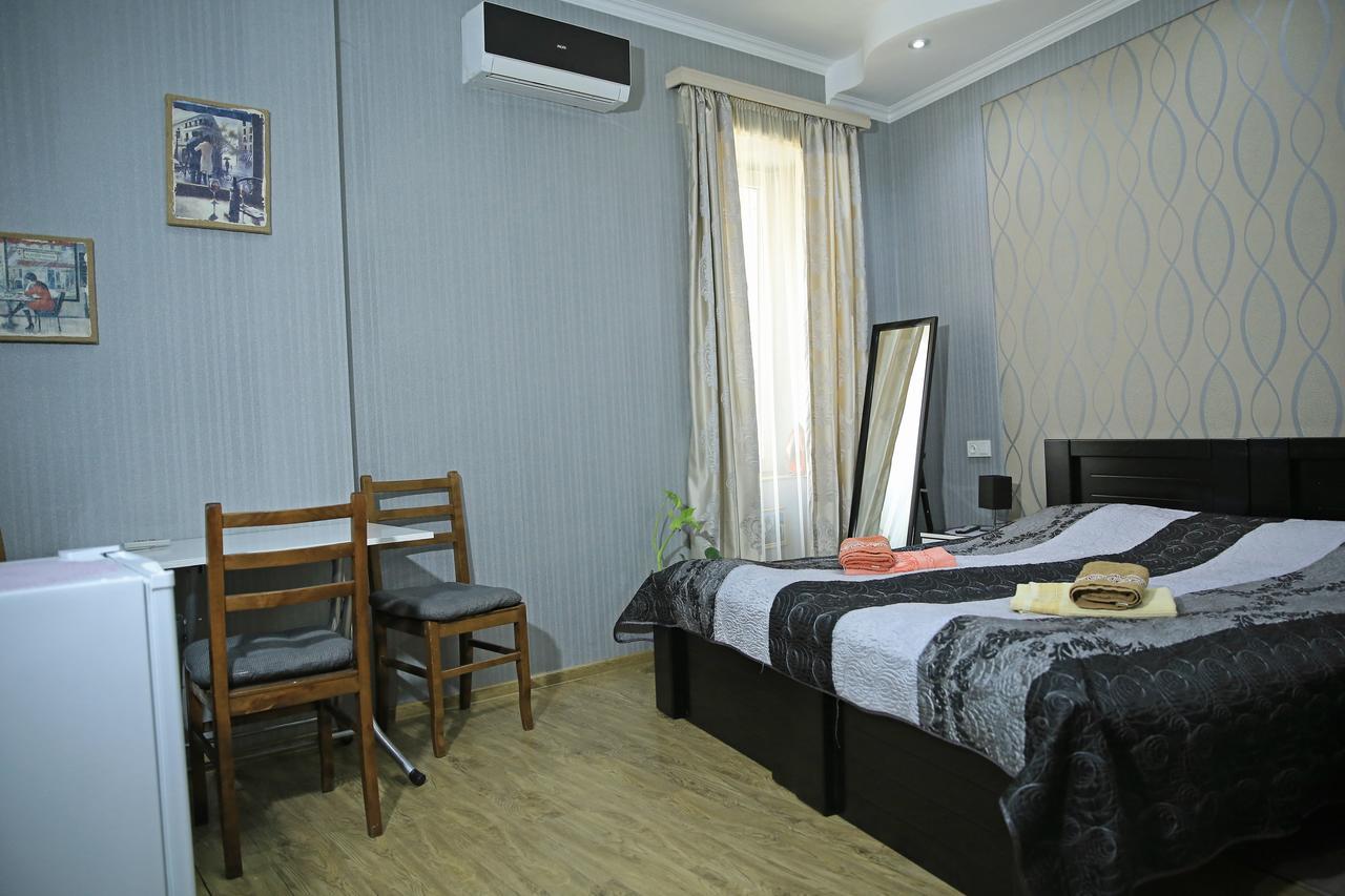 Guest House Beautiful Tbilisi On Khidistavi Street Экстерьер фото